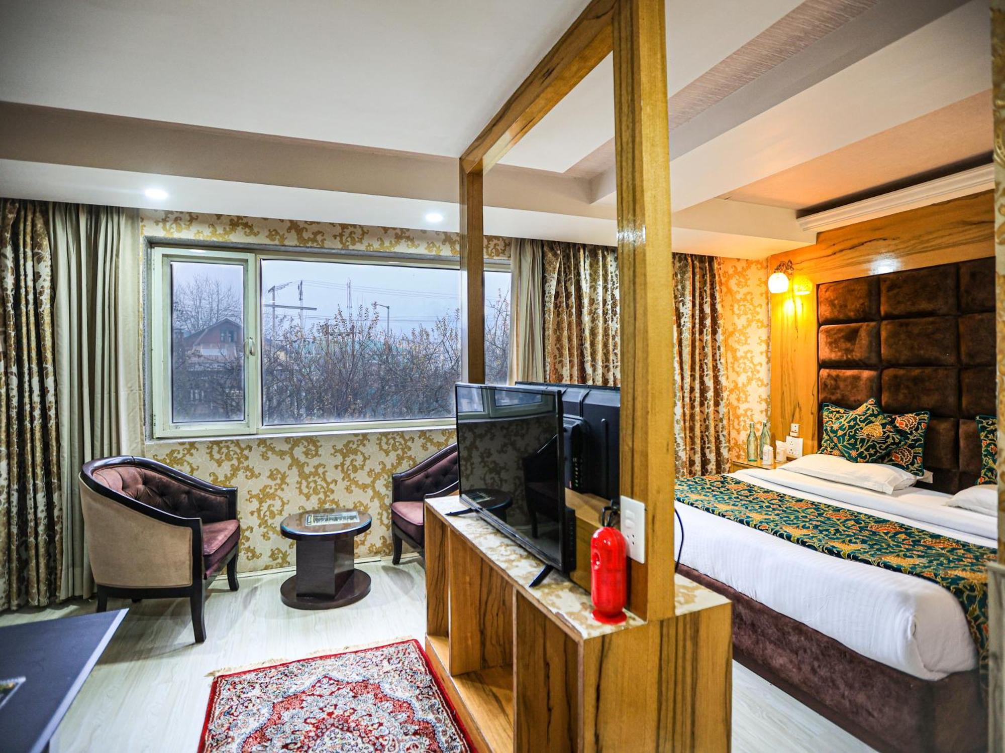 Hotel The Montreal Telbal Buitenkant foto